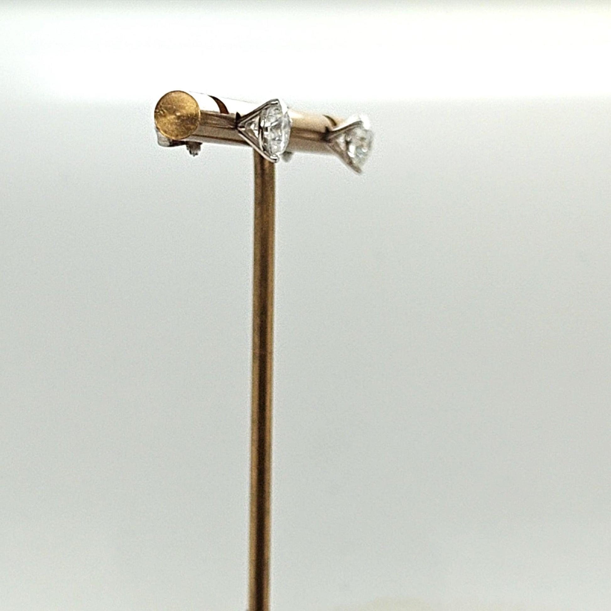 DIAMOND STUD EARRINGS 2.00CT GIA D-SI2 WHITE GOLD MARTINI SET