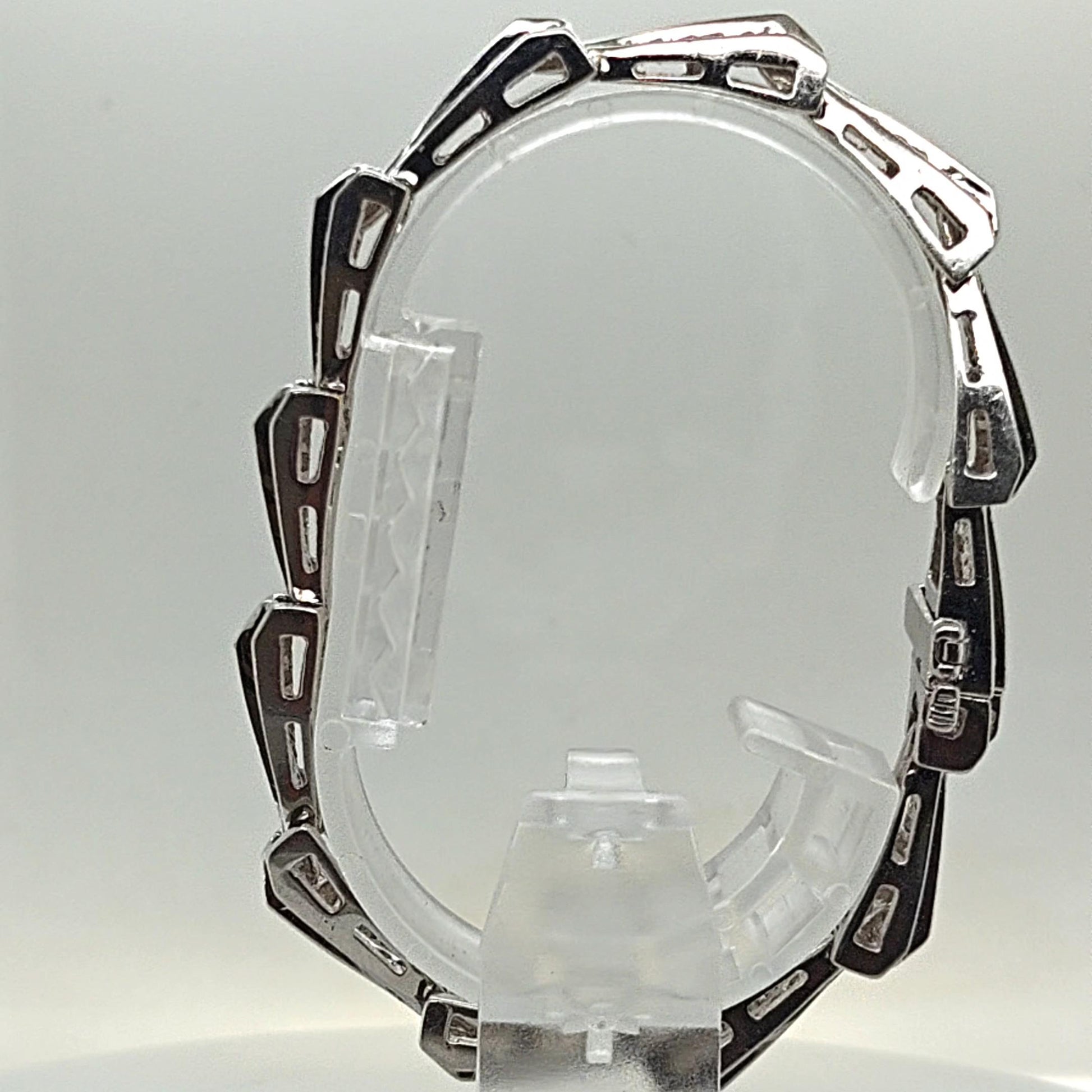 DIAMOND BRACELET 10.14CT CHANNEL SET ROUND AND PRINCESS CUT WHITE GOLD