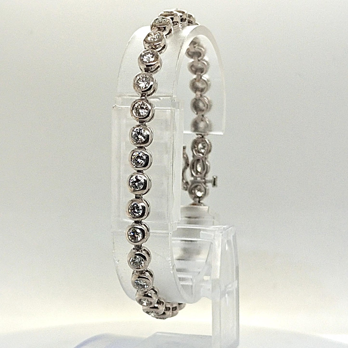 DIAMOND TENNIS BRACELET BEZEL SET 3.81CT WHITE GOLD