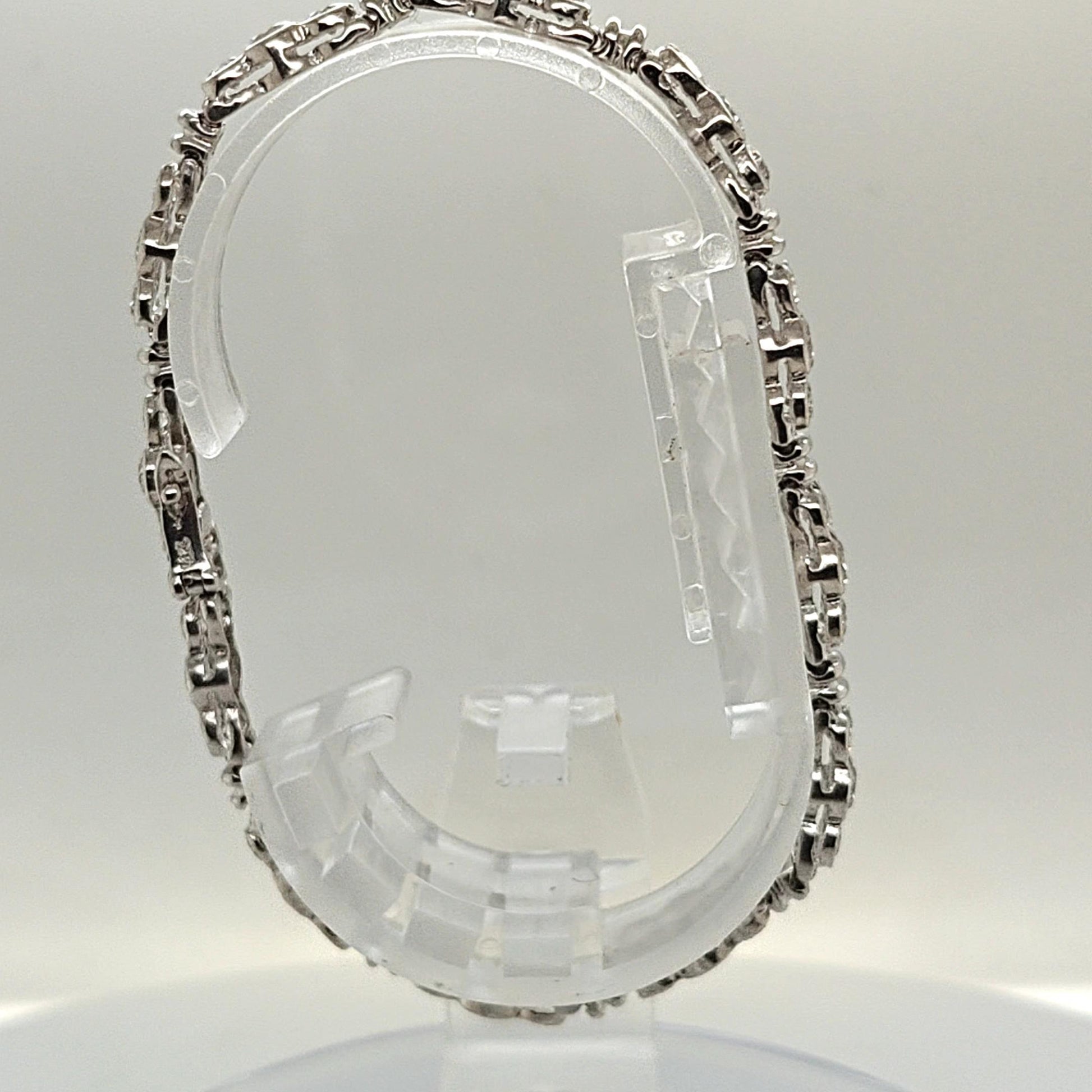 DIAMOND BRACELET 4.54CT BEZEL SET WHITE GOLD