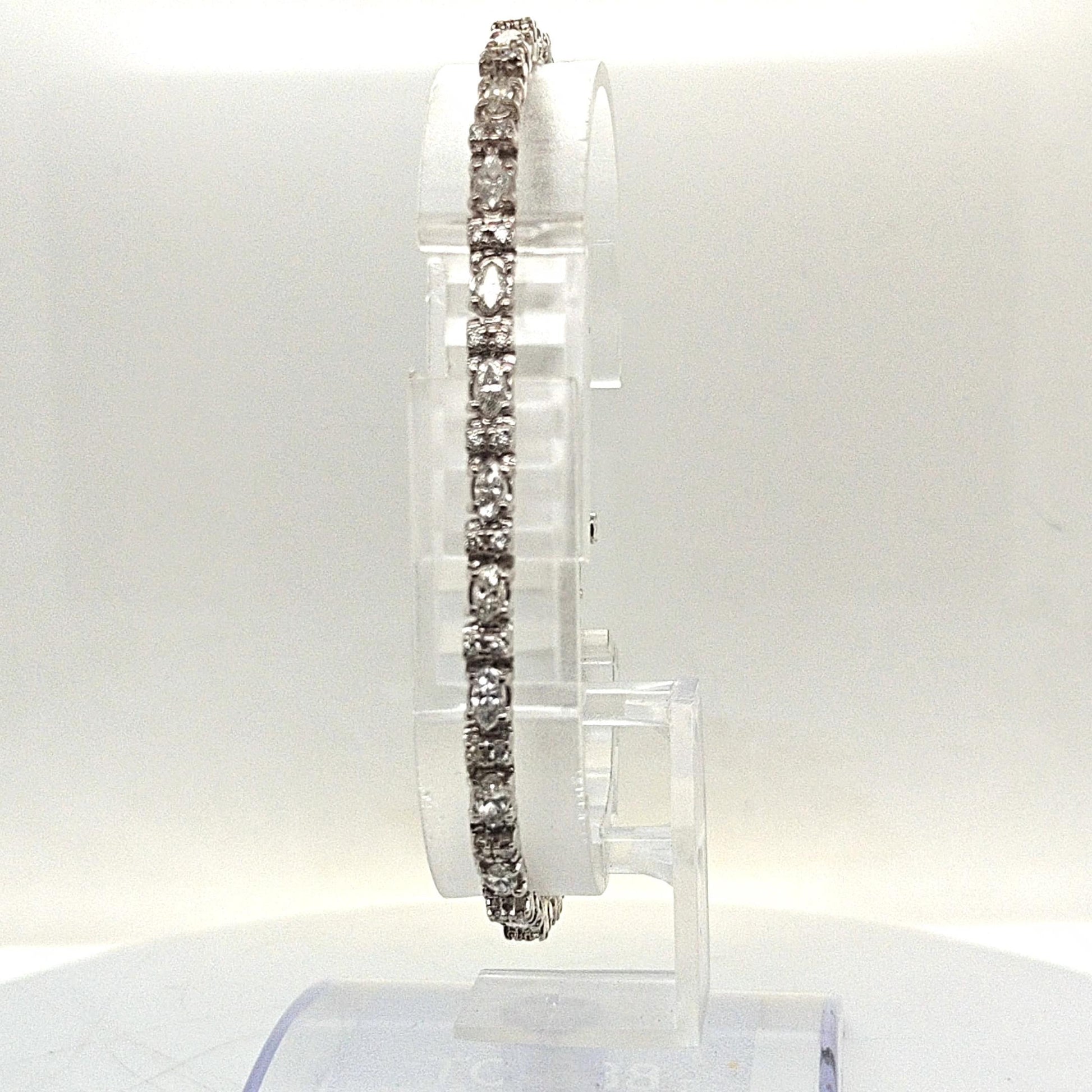 DIAMOND TENNIS BRACELET 3.65CT MARQUISE AND ROUND WHITE GOLD