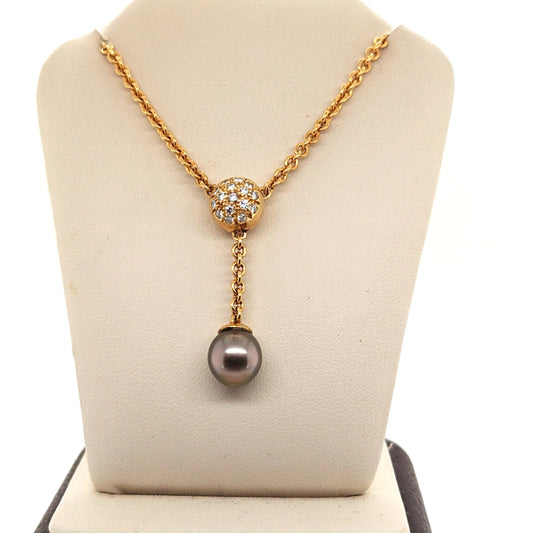 BLACK PEARL AND DIAMOND PENDANT NECKLACE YELLOW GOLD