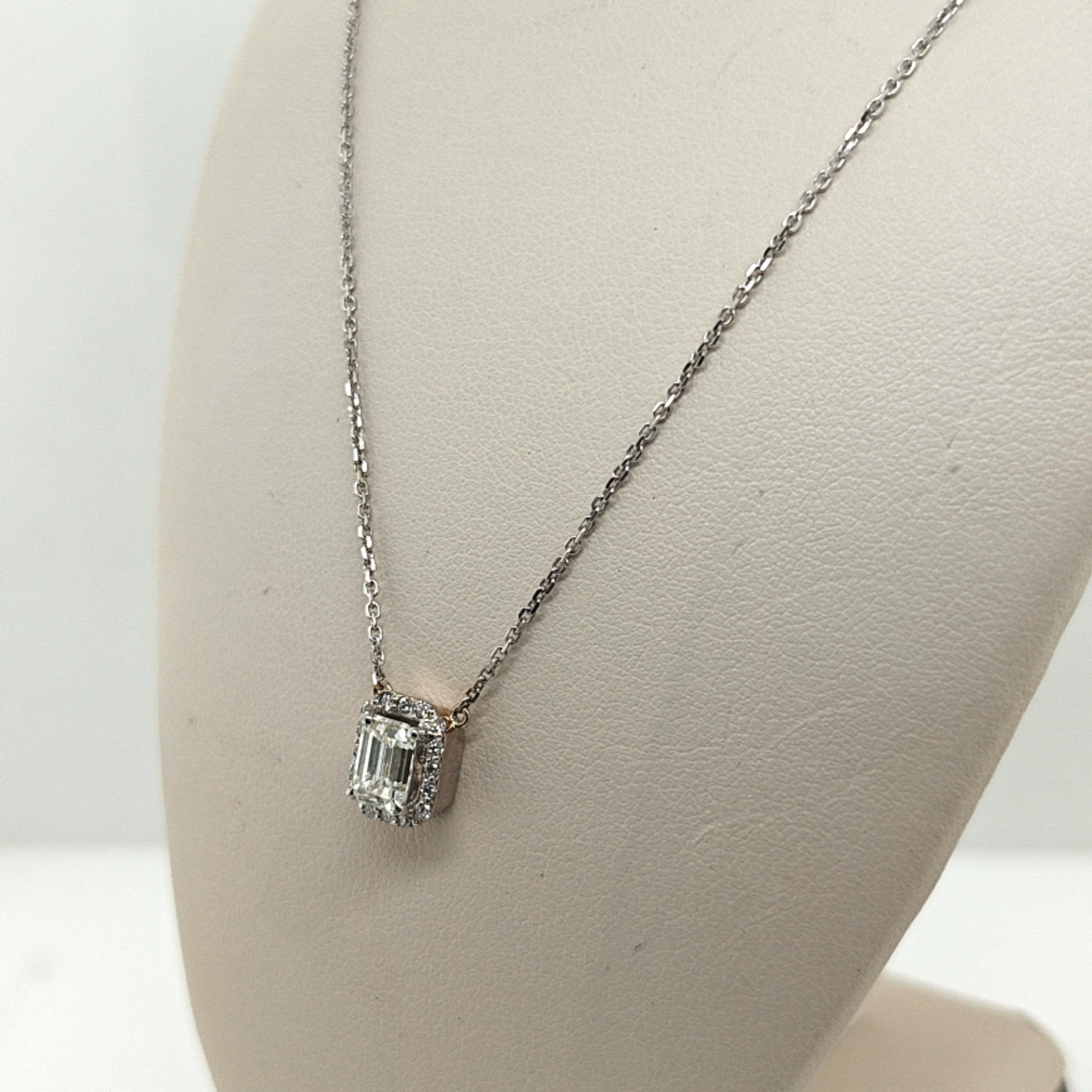 DIAMOND EMERALD CUT PENDANT NECKLACE 1.01CT WHITE GOLD