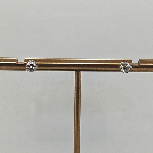 DIAMOND STUD EARRINGS 0.43CT WHITE GOLD