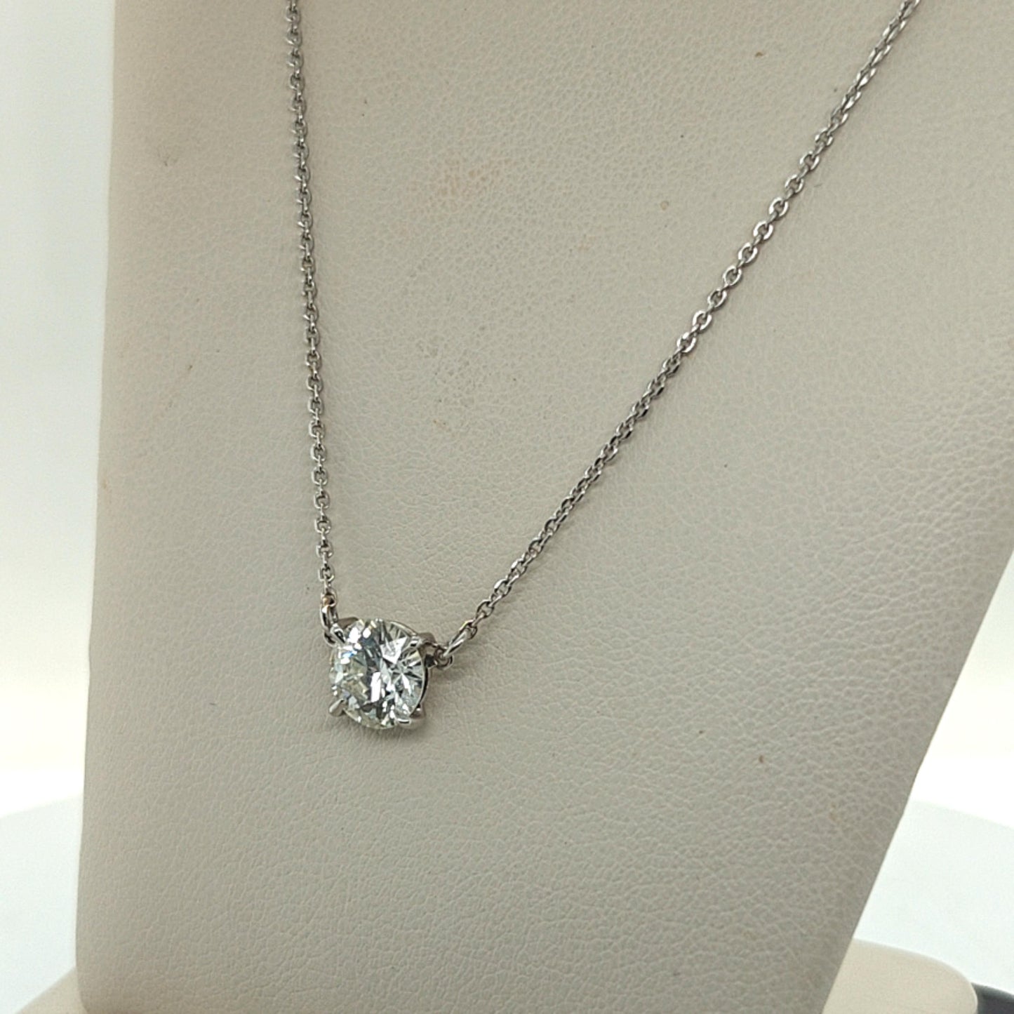 DIAMOND SOLITAIRE PENDANT NECKLACE 1.26CT PLATINUM AND WHITE GOLD