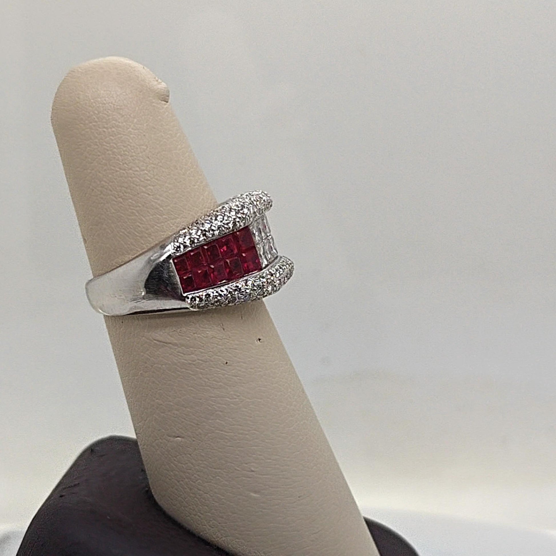 DIAMOND AND RUBY INVISIBLE SET 2.02CT RING WHITE GOLD
