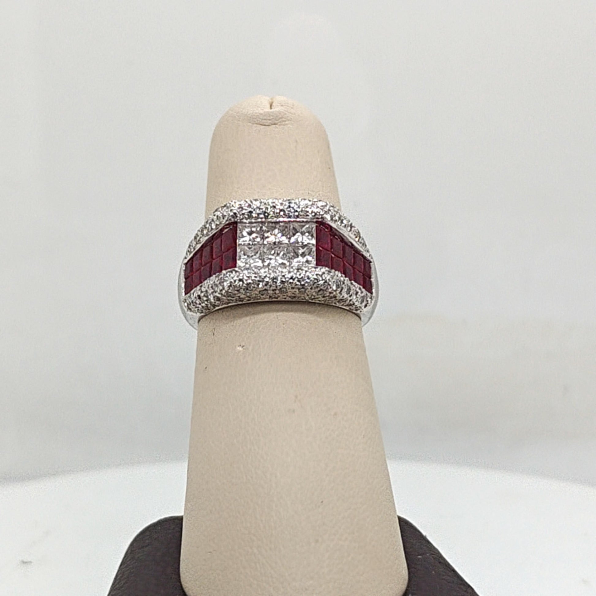DIAMOND AND RUBY INVISIBLE SET 2.02CT RING WHITE GOLD