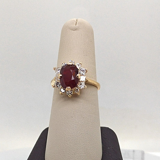 RUBY AND DIAMOND CLUSTER RING YELLOW GOLD