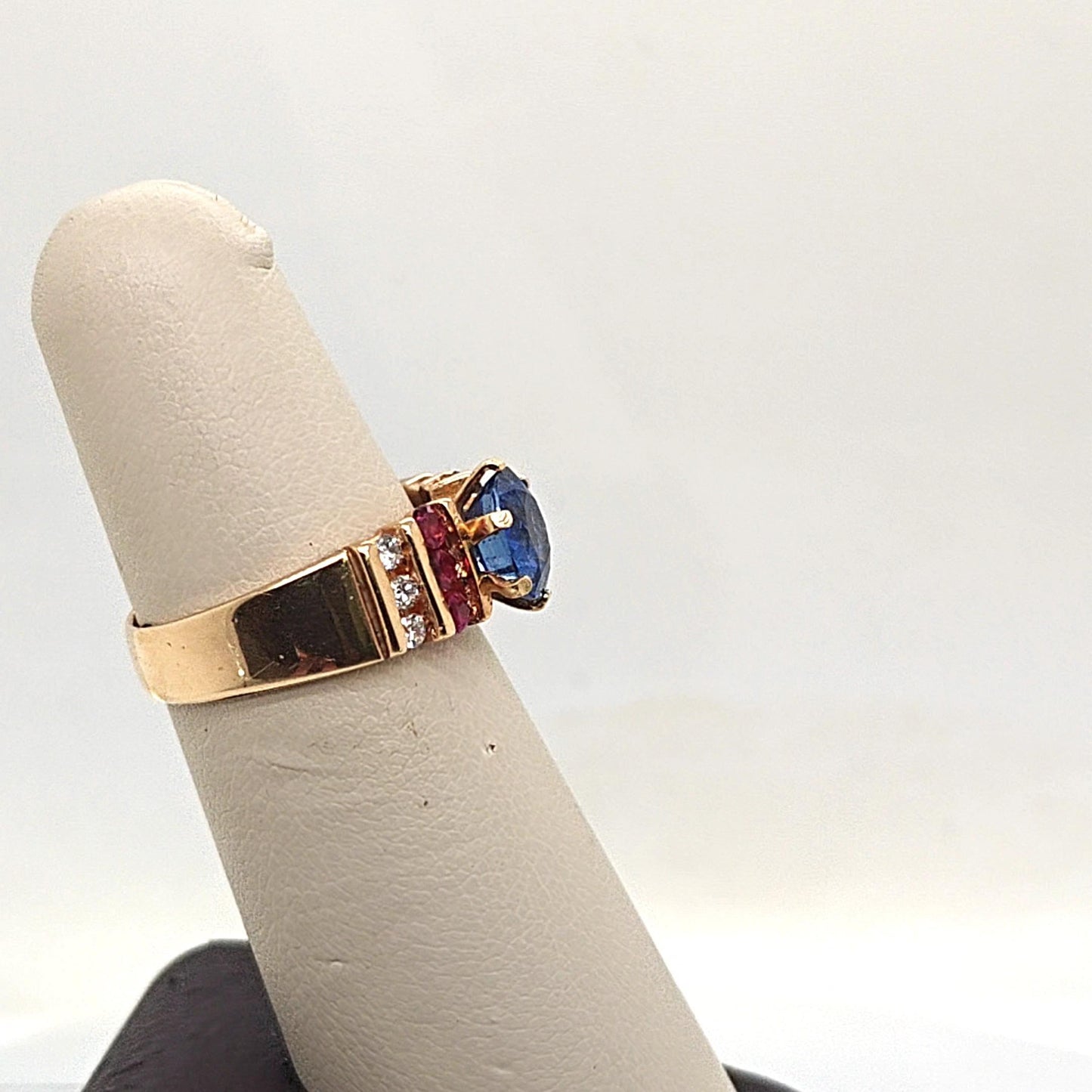 SAPPHIRE RUBY AND DIAMOND RETRO RING YELLOW GOLD