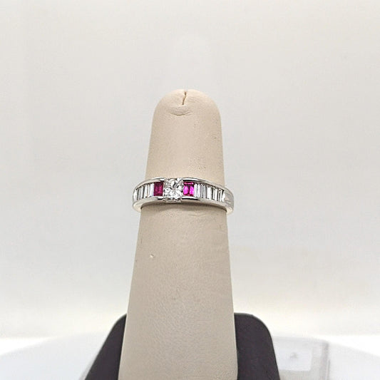 DIAMOND AND RUBY RING BAND WHITE GOLD