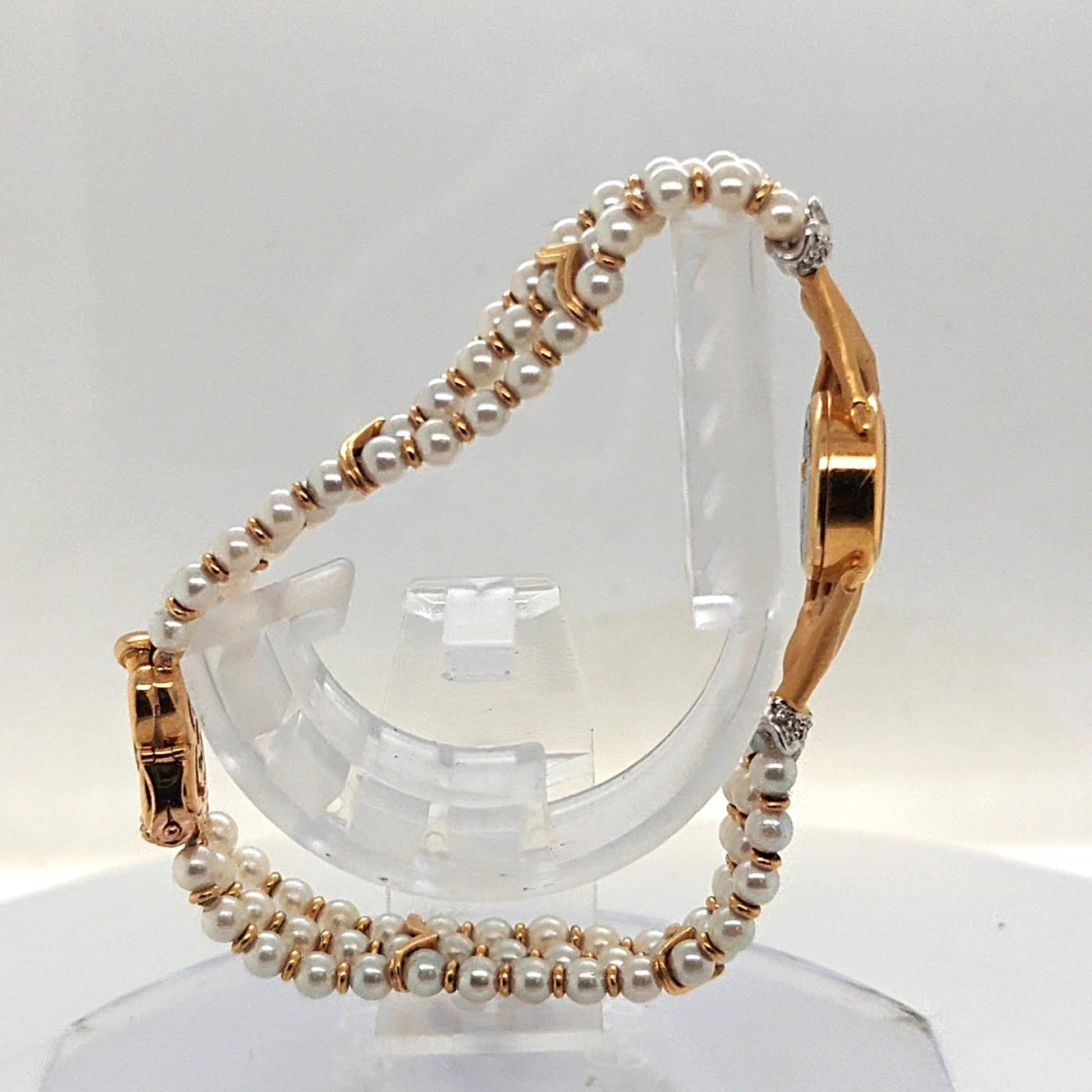 CARRERA Y CARRERA LADIES PEARL AND DIAMOND WATCH YELLOW GOLD VINTAGE