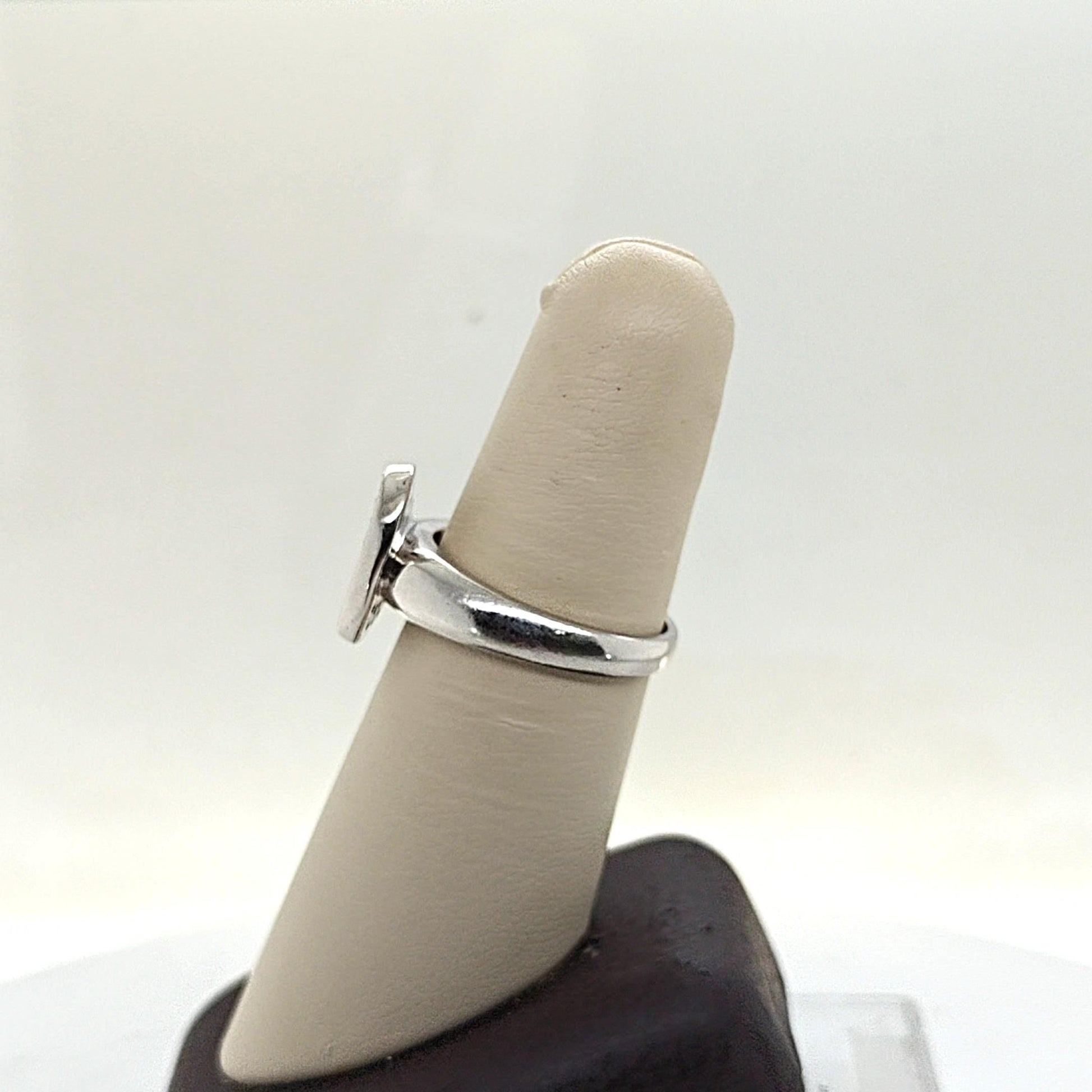 PAVE HEART SHAPE DIAMOND RING WHITE GOLD