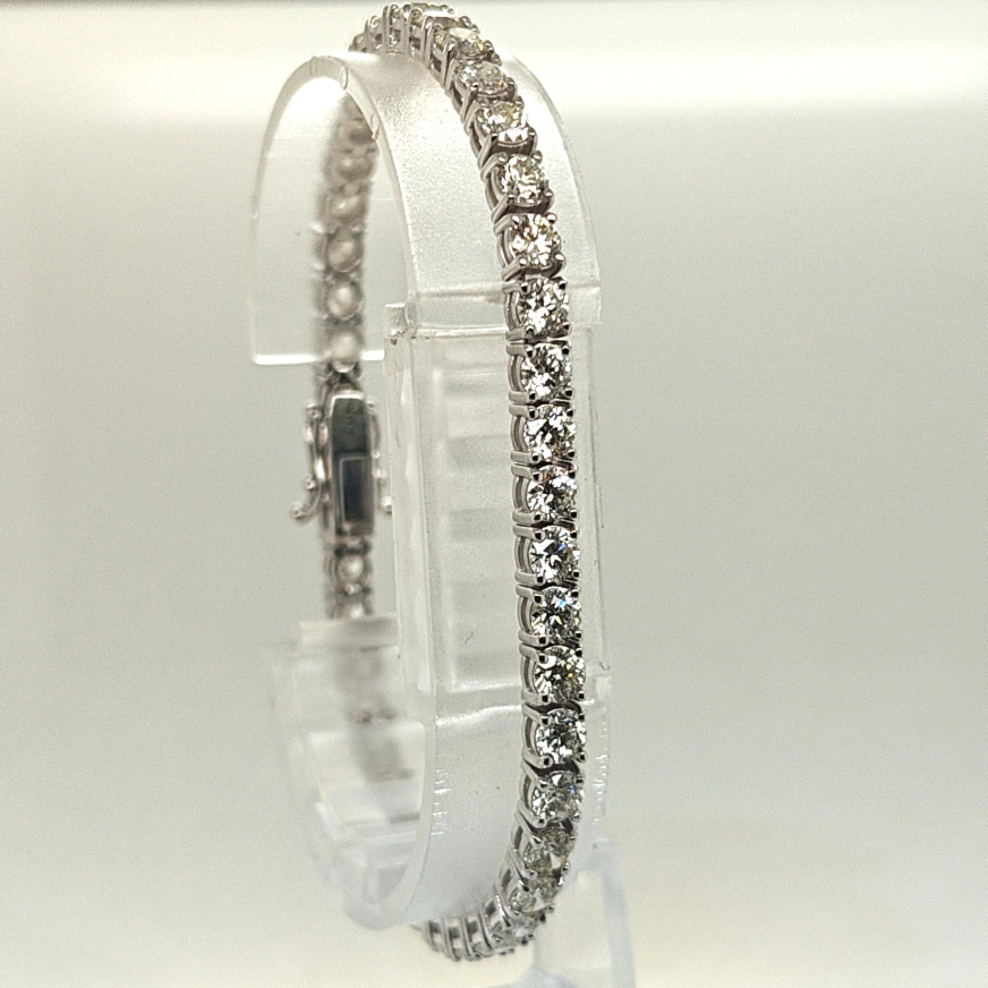 DIAMOND TENNIS BRACELET 8.67CTW WHITE GOLD