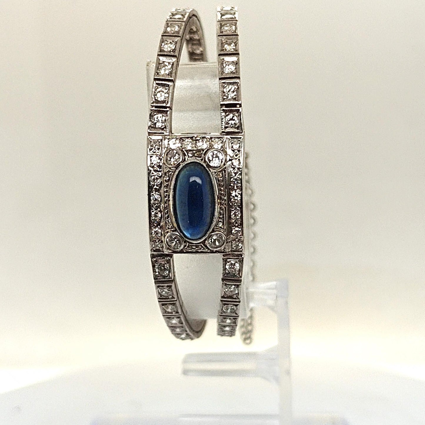 DIAMOND AND SAPPHIRE ESTATE BRACELET WHITE GOLD