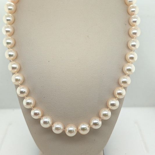 MIKIMOTO 7.5-8MM PEARLS SINGLE STRAND WITH 18KT YELLOW GOLD CLASP