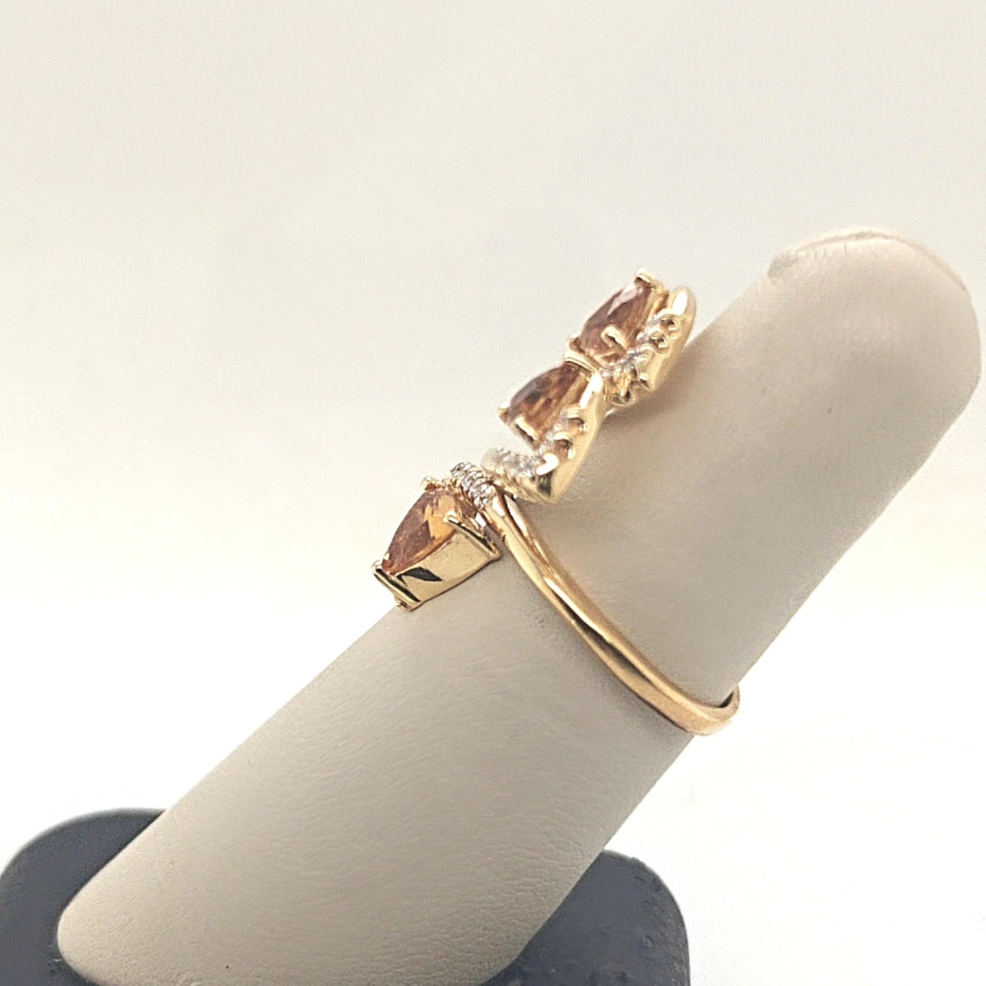 DIAMOND AND CITRINE RING YELLOW GOLD