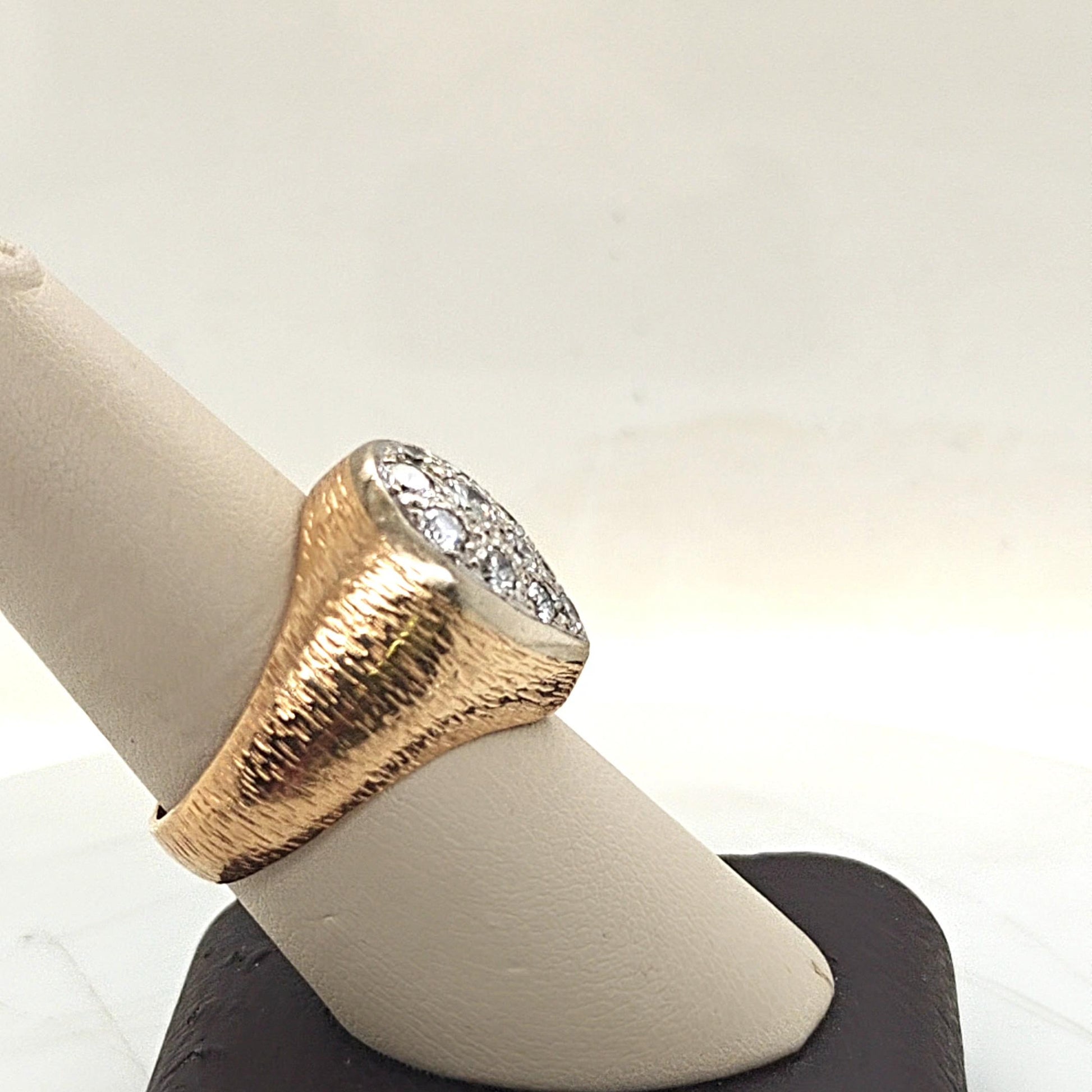 DIAMOND CLUSTER RING 1.35CTW YELLOW GOLD