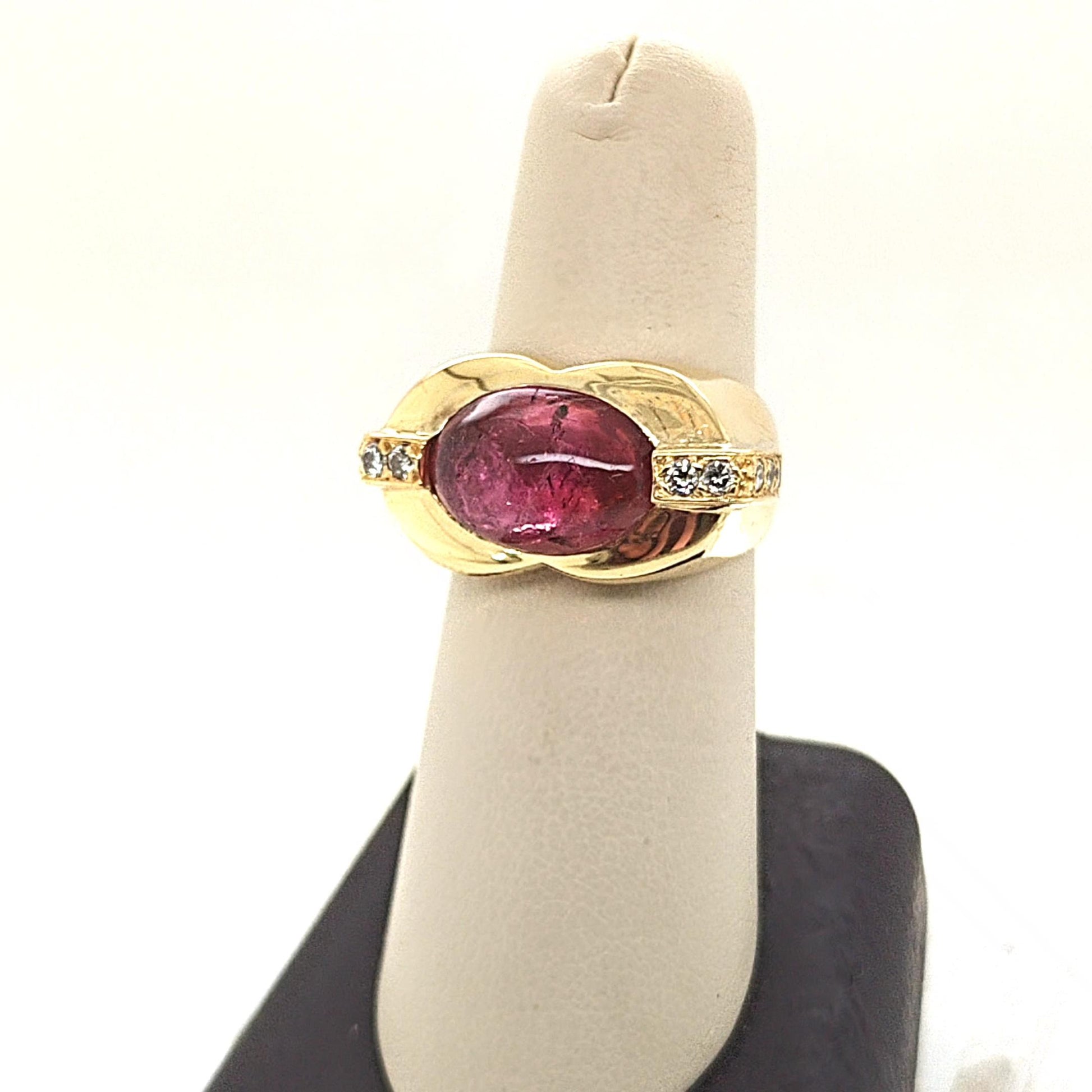 PINK CABOCHON AND DIAMOND RING YELLOW GOLD