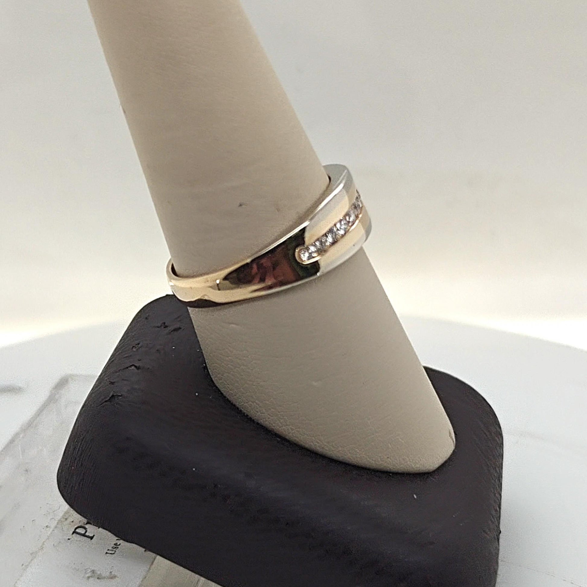 WEDDING BAND 0.36CTW TWO TONE GOLD