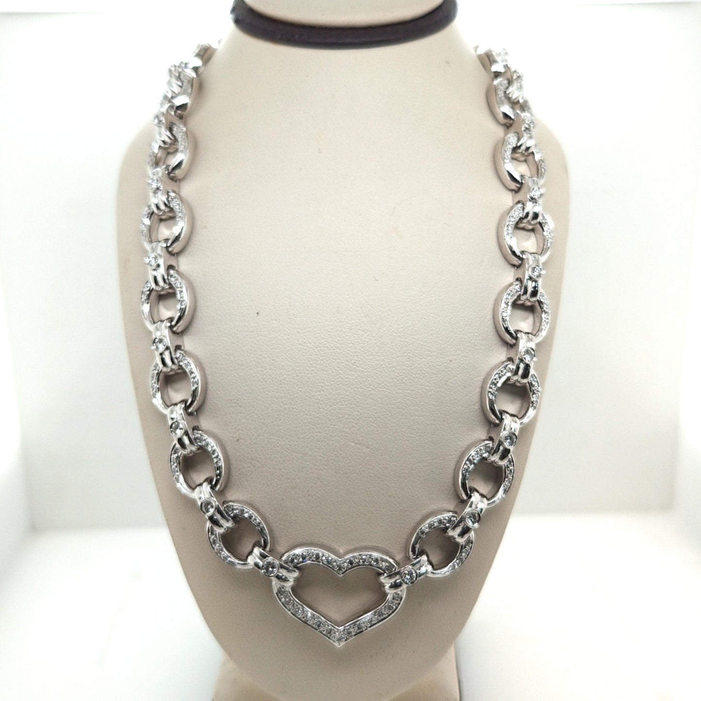 DIAMOND LINK NECKLACE 5CT HEART DESIGN WHITE GOLD