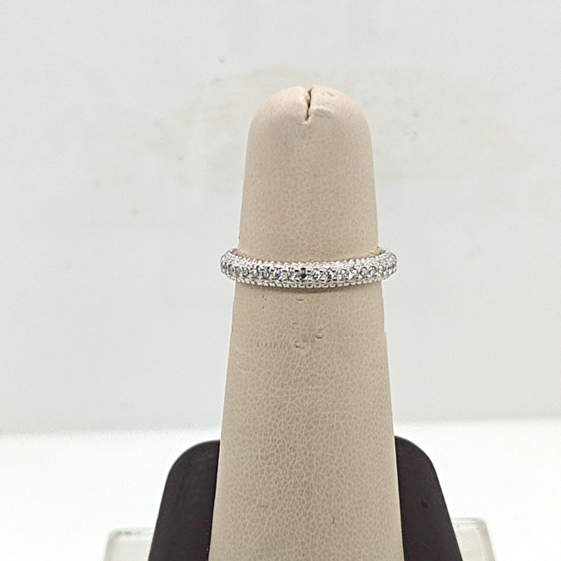 DIAMOND HALF ETERNITY BAND RING 0.37CTW WHITE GOLD