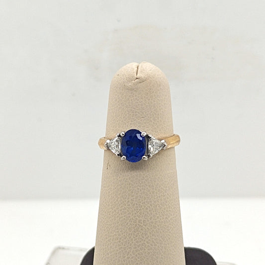 SAPPHIRE AND DIAMOND TRILLIONS RING YELLOW GOLD AND PLATINUM