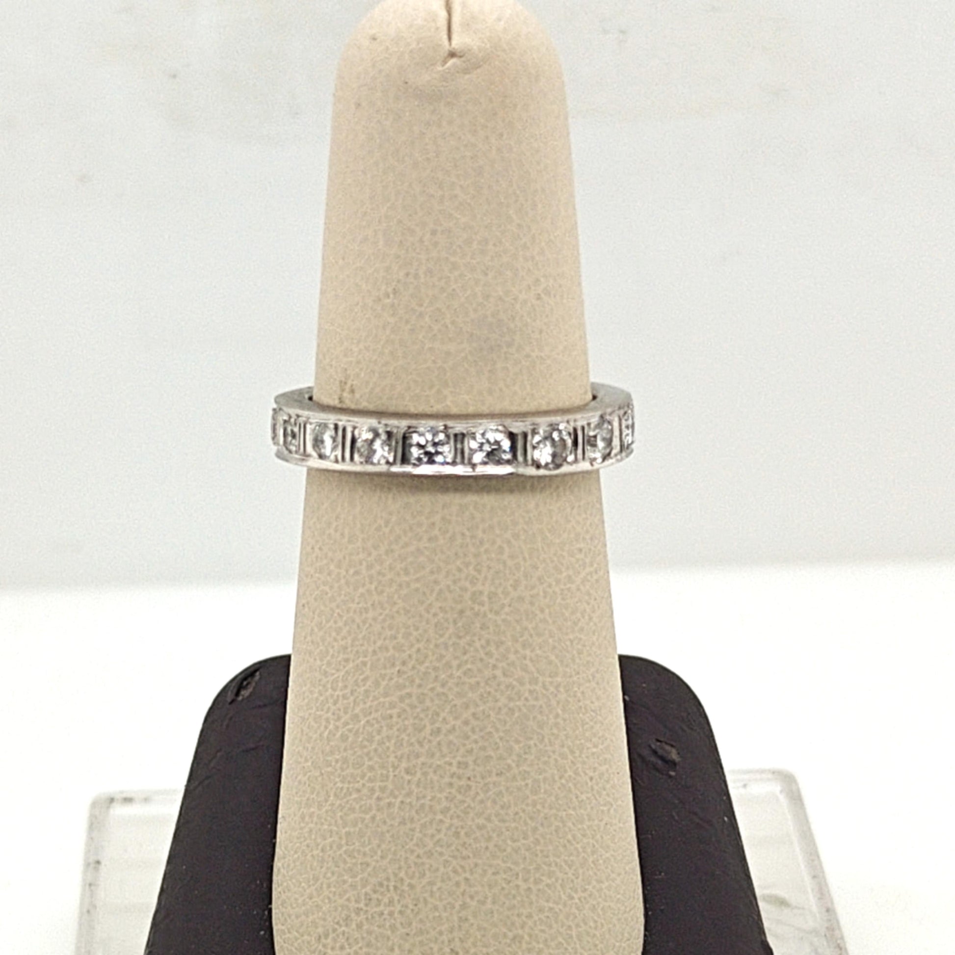 DIAMOND BAR-SET ETERNITY BAND 1.2CTW WHITE GOLD