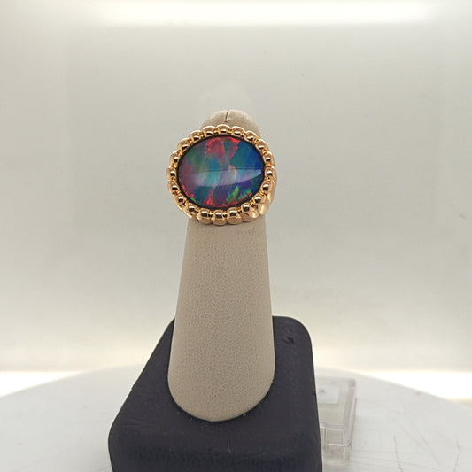 LARGE OPAL RING YELLOW GOLD