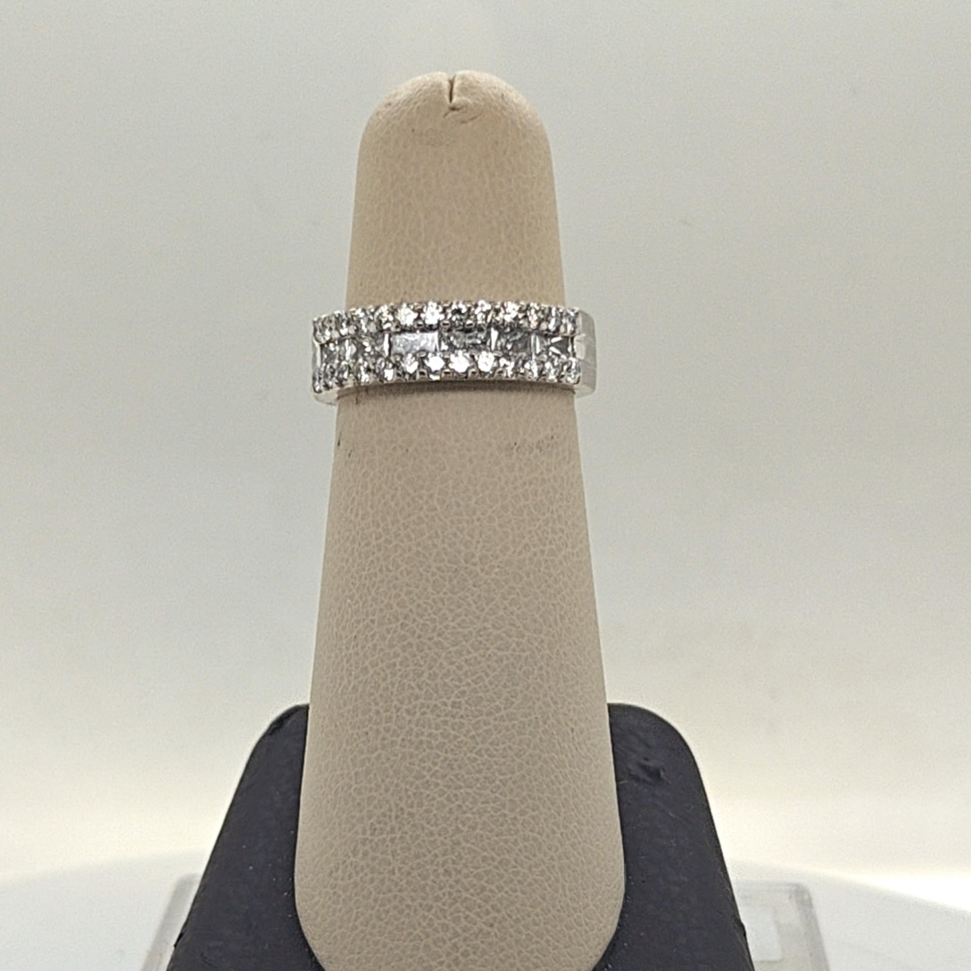 DIAMOND HALF ETERNITY BAND RING ROUND AND PRINCESS 1.62CTW WHITE GOLD