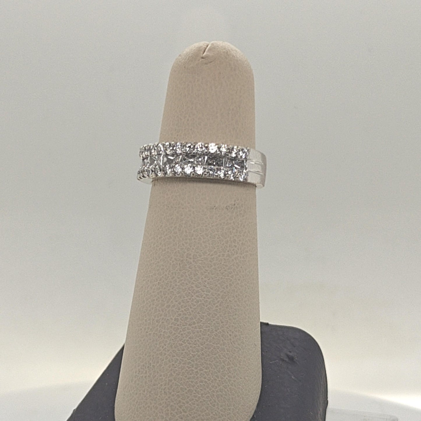 DIAMOND HALF ETERNITY BAND RING ROUND AND PRINCESS 1.62CTW WHITE GOLD