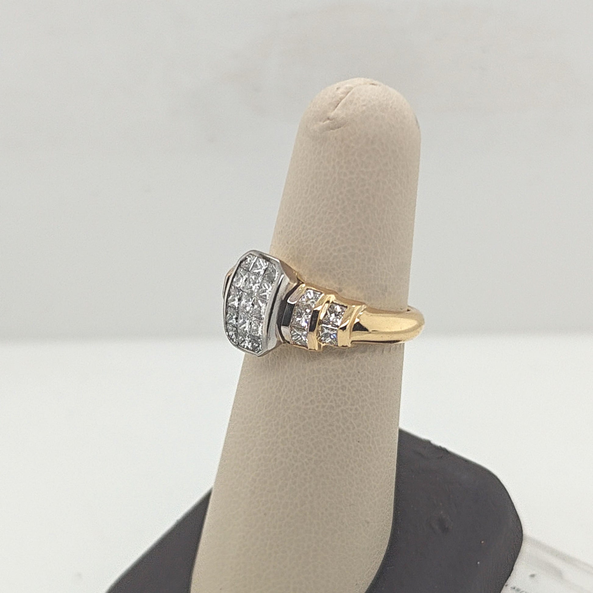 DIAMOND INVISIBLE SET RING 2.05CTW YELLOW GOLD