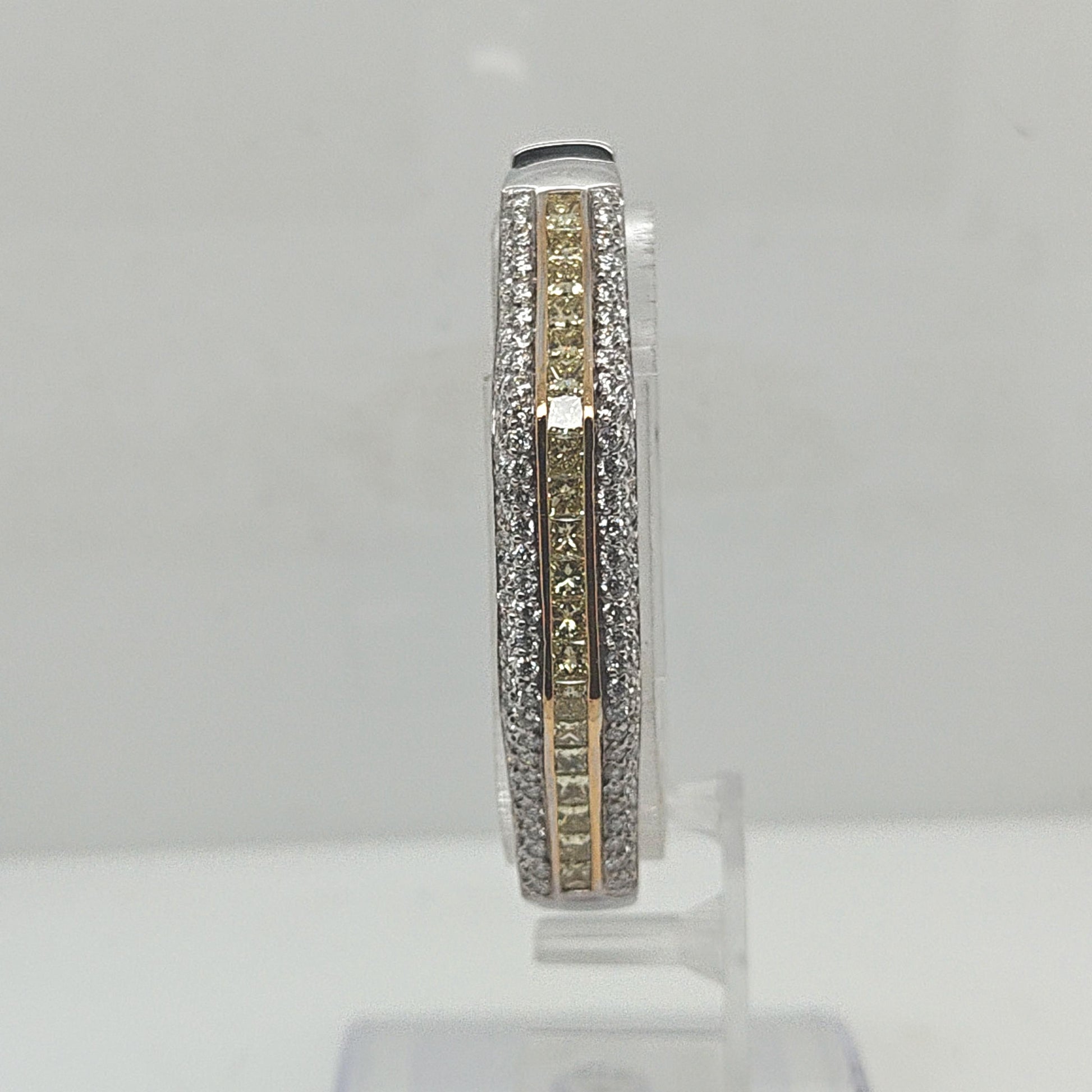 HEAVY DIAMOND BANGLE FANCY YELLOW AND WHITE DIAMONDS 6.70CTW WHITE GOLD