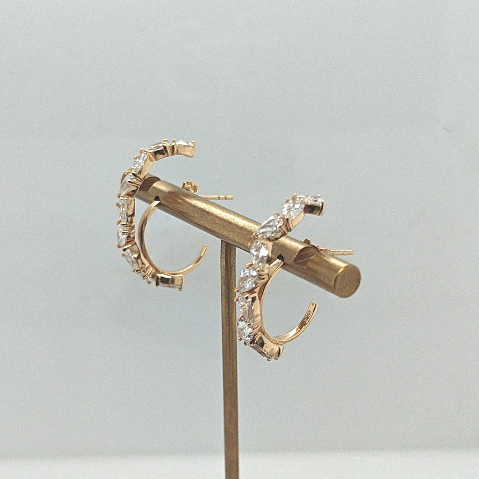 DIAMOND PEAR SHAPE HOOP EARRINGS 3.60CTW YELLOW GOLD
