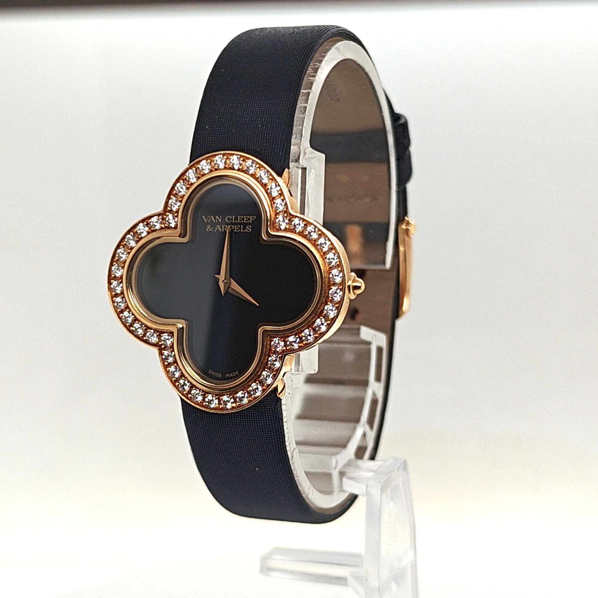 VAN CLEEF AND ARPELS VINTAGE ALHAMBRA MEDIUM LADIES DIAMOND WATCH
