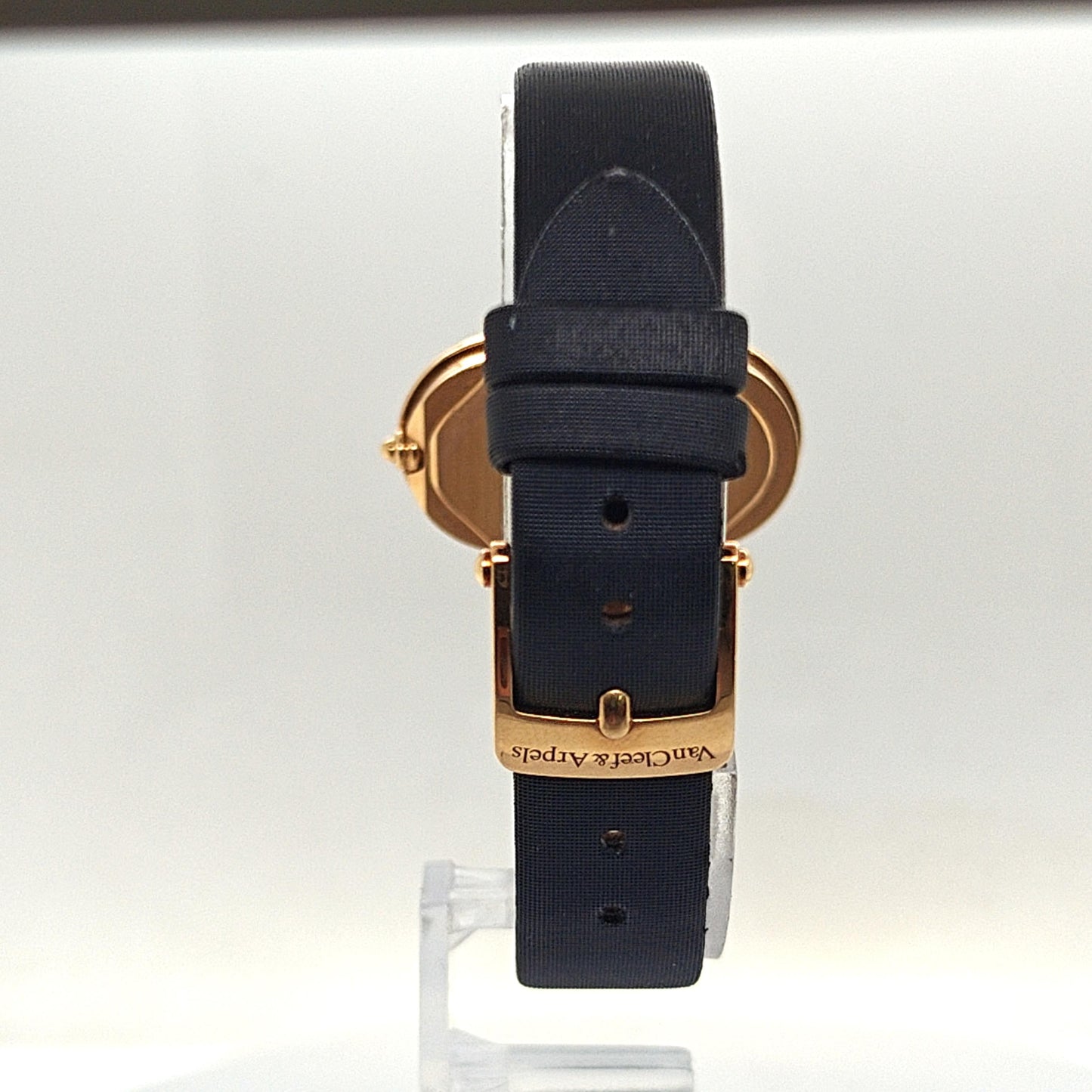 VAN CLEEF AND ARPELS VINTAGE ALHAMBRA MEDIUM LADIES DIAMOND WATCH