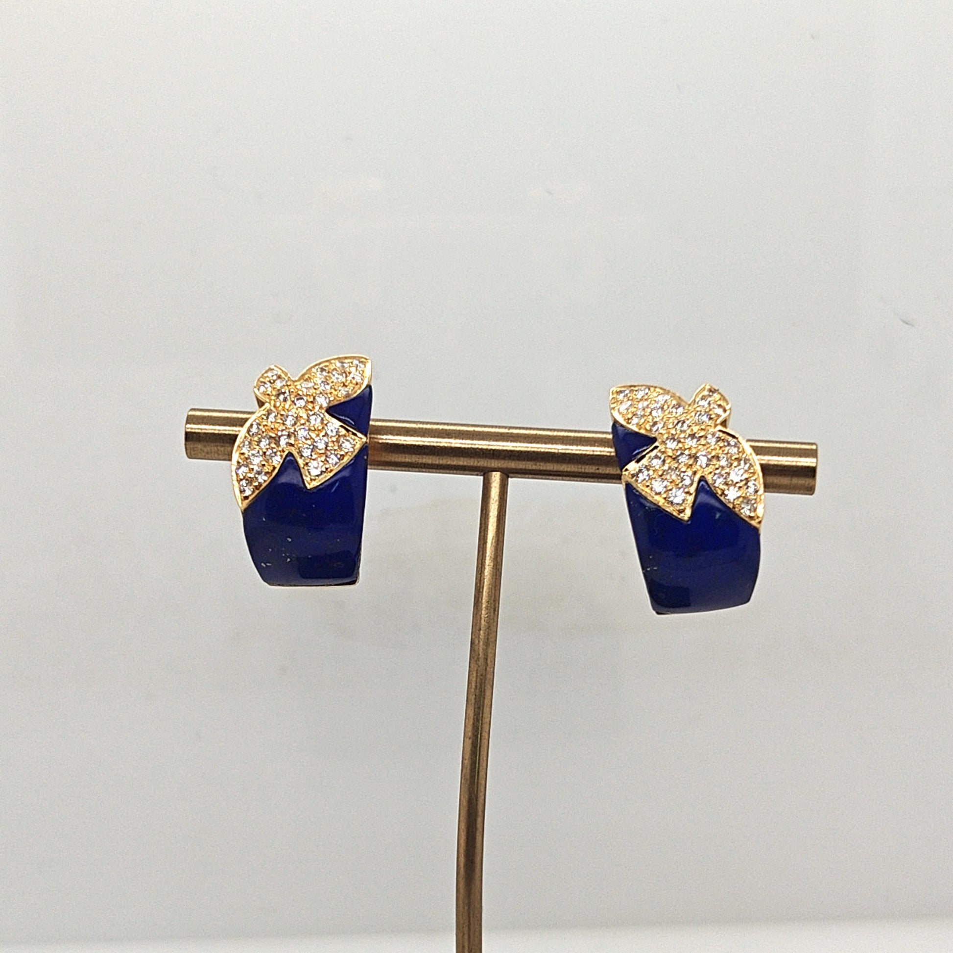 DIAMOND AND ENAMEL BIRD MOTIF EARRINGS YELLOW GOLD