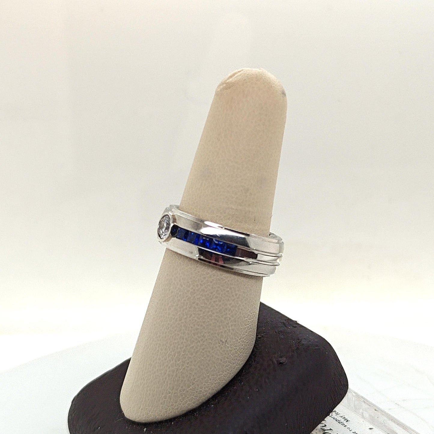 DIAMOND AND SAPPHIRE MEN'S  BAND RING PLATINUM