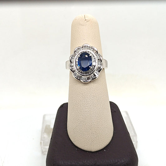 SAPPHIRE AND DIAMOND CLUSTER RING WHITE GOLD