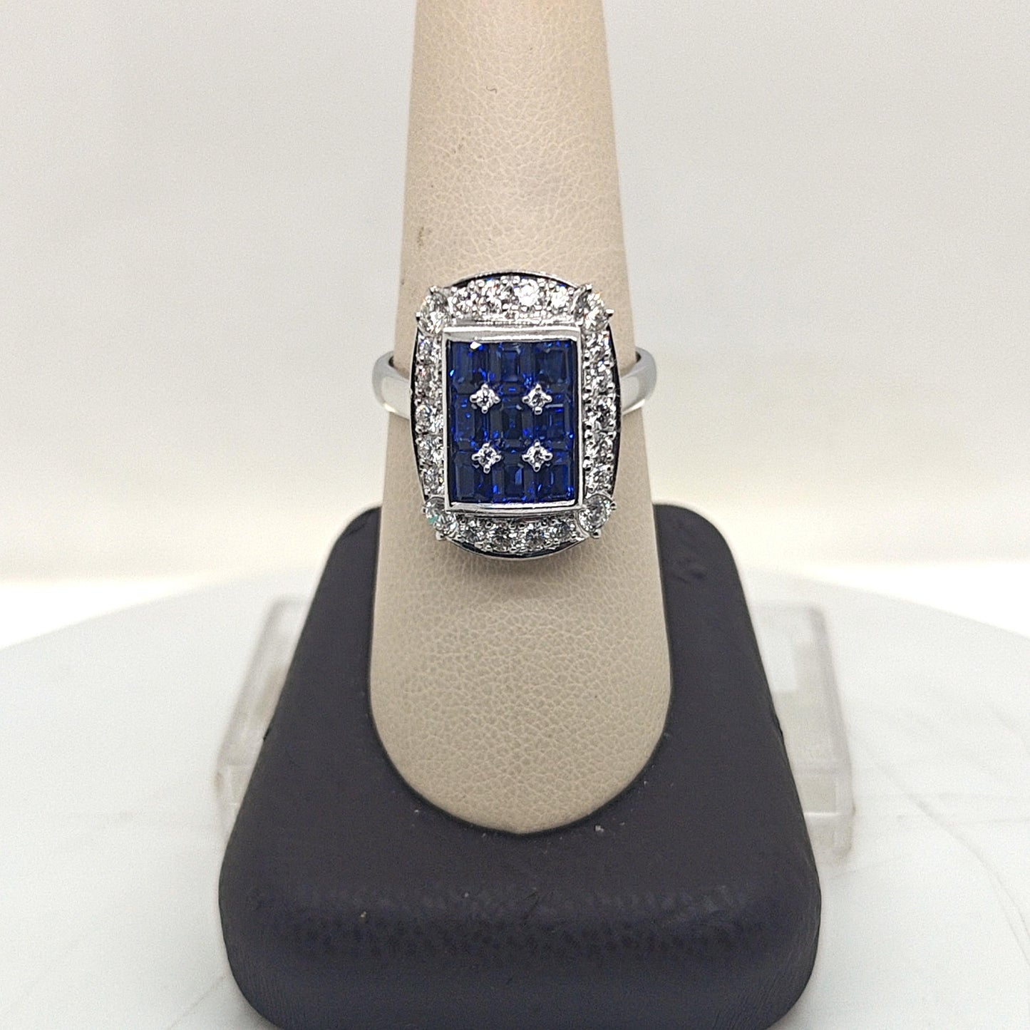 SAPPHIRE AND DIAMOND MOSAIC ART DECO RING PLATINUM