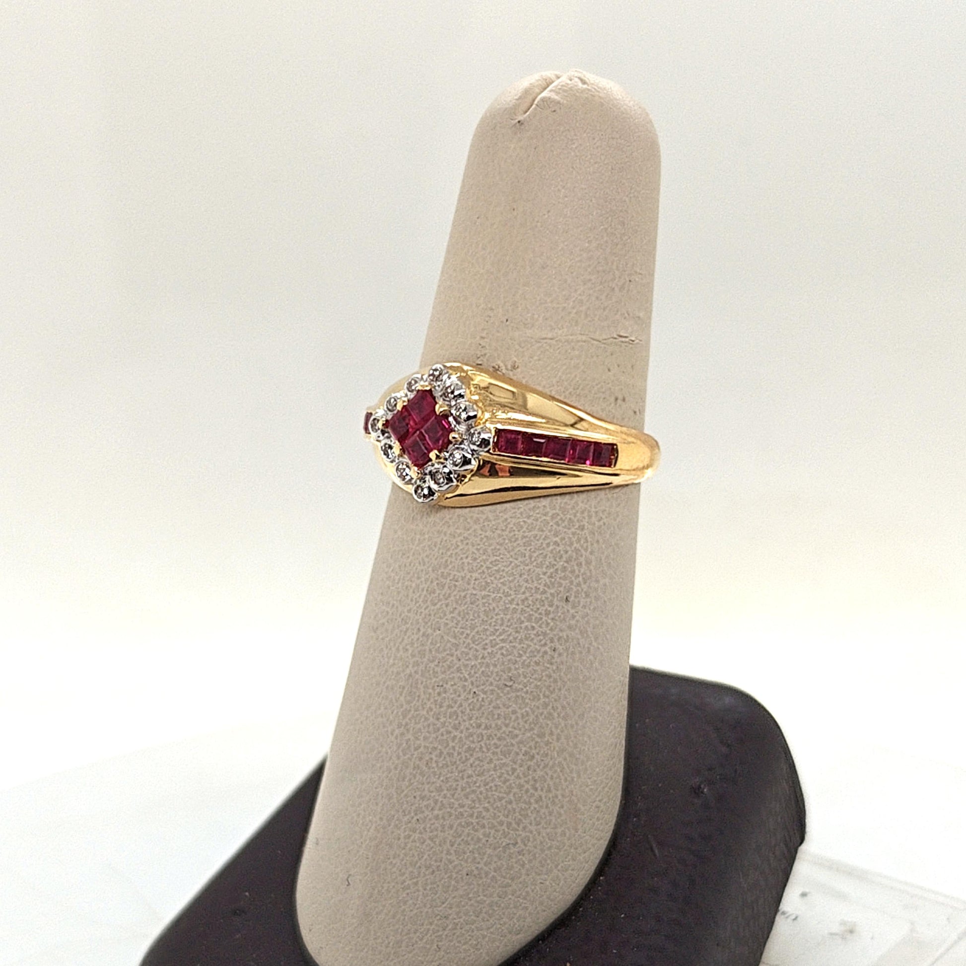 RUBY AND DIAMOND HALO RING YELLOW GOLD