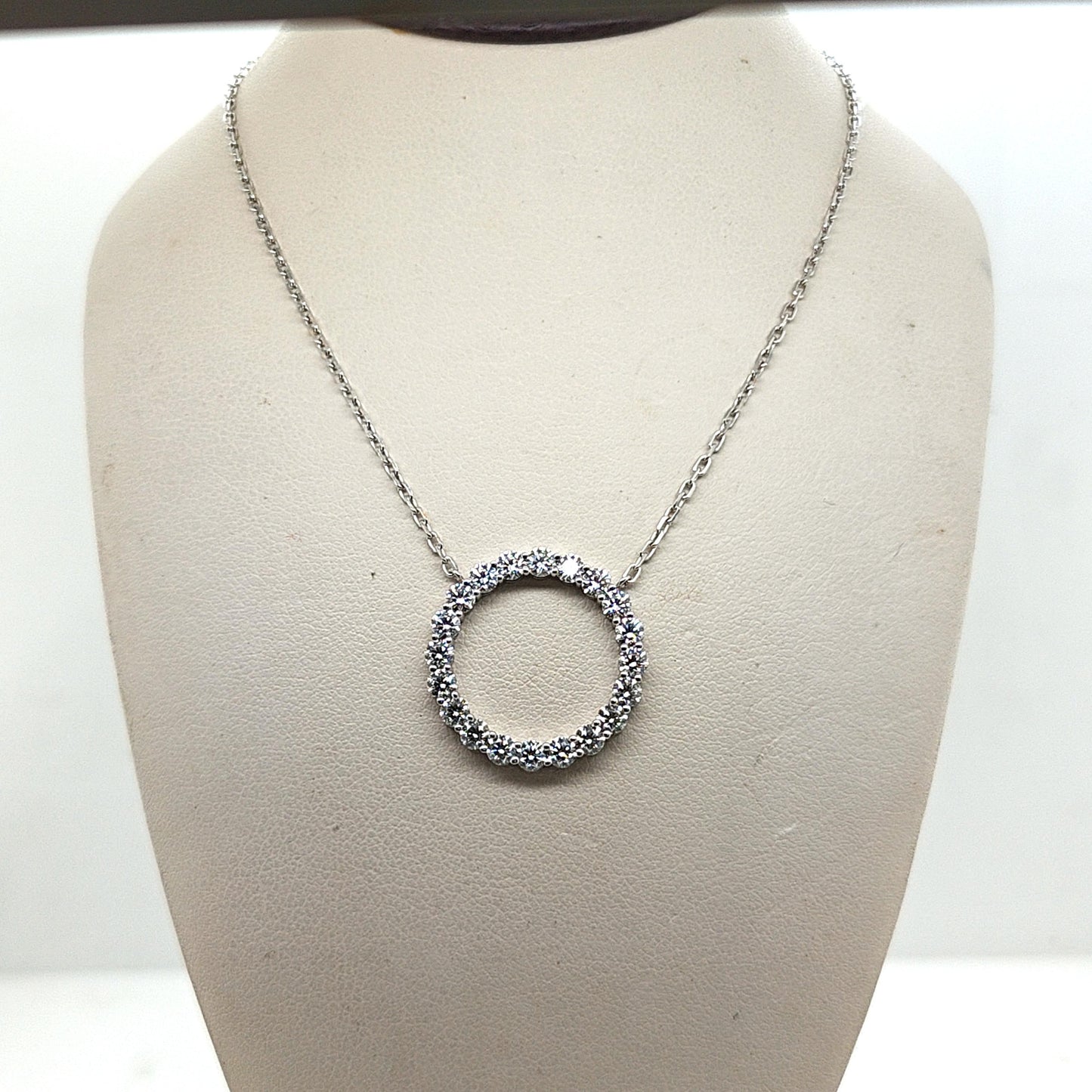 DIAMOND CIRCLE PENDANT NECKLACE 1.75CTW WHITE GOLD