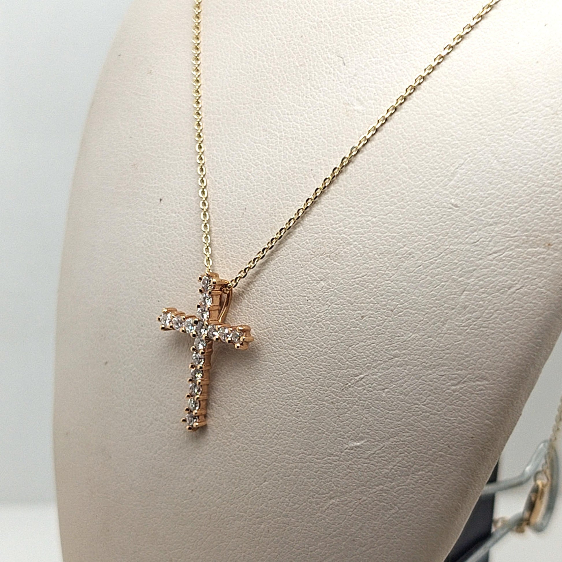 DIAMOND CROSS PENDANT NECKLACE 0.52CTW YELLOW GOLD
