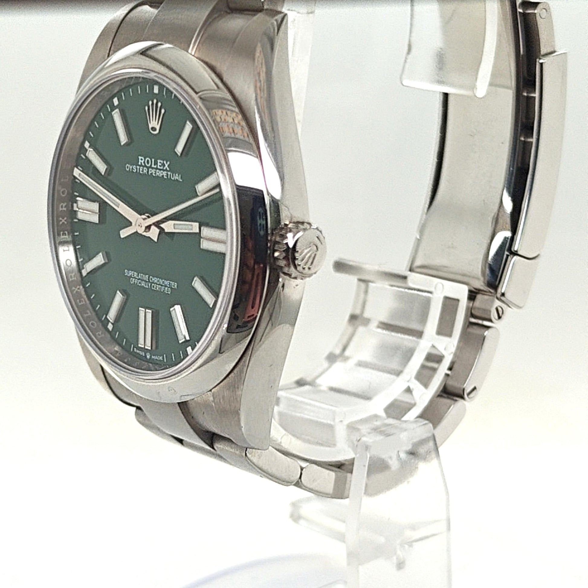 ROLEX OYSTER PERPETUAL 41 GREEN DIAL OYSTER STEEL