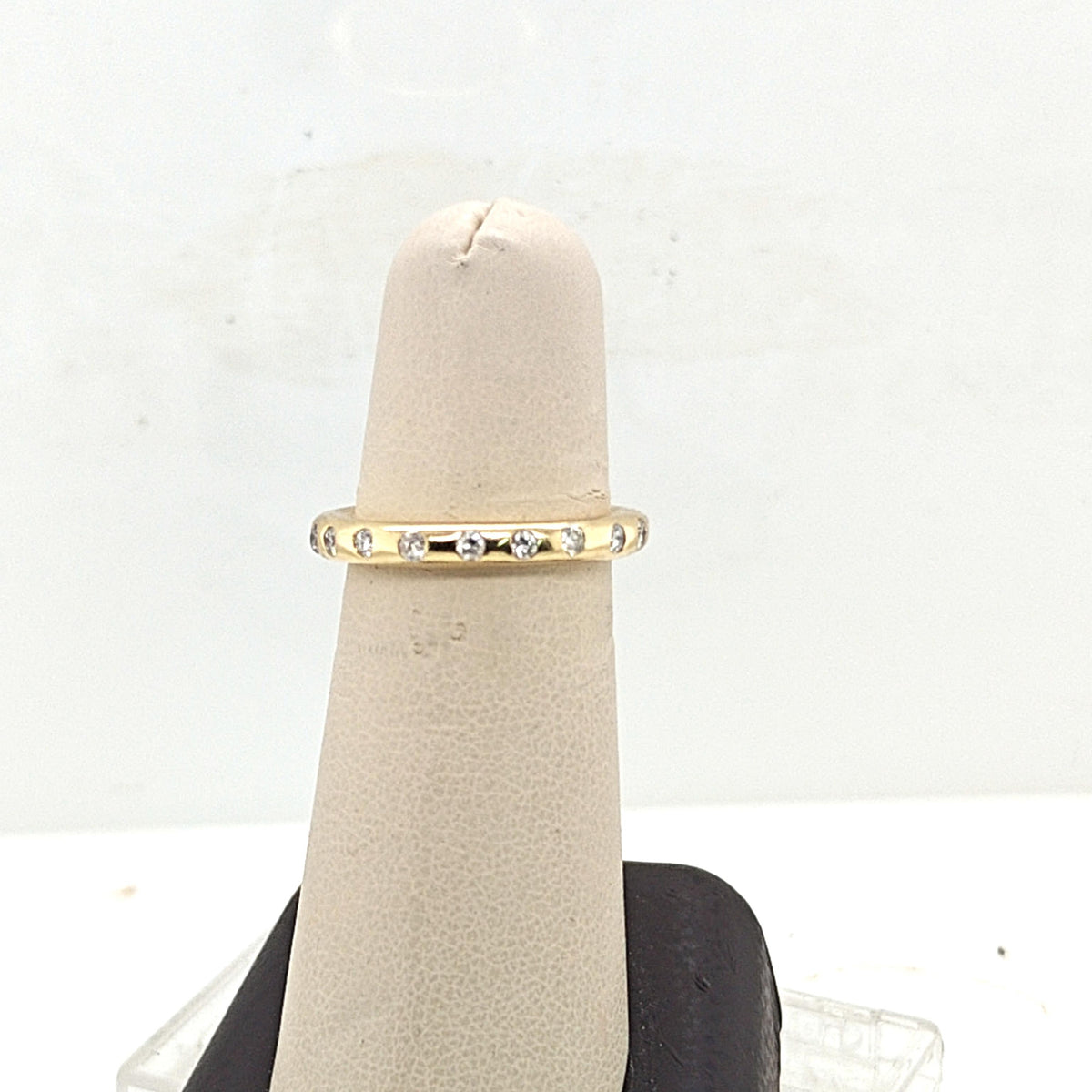 DIAMOND FLUSH SET ETERNITY BAND RING 1.10CTW YELLOW GOLD