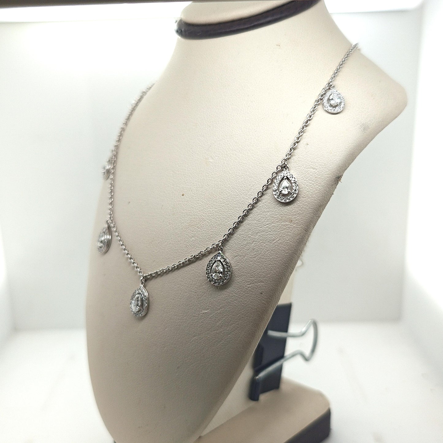 DIAMOND PEAR SHAPE DANGLE NECKLACE 2.45CTW WHITE GOLD