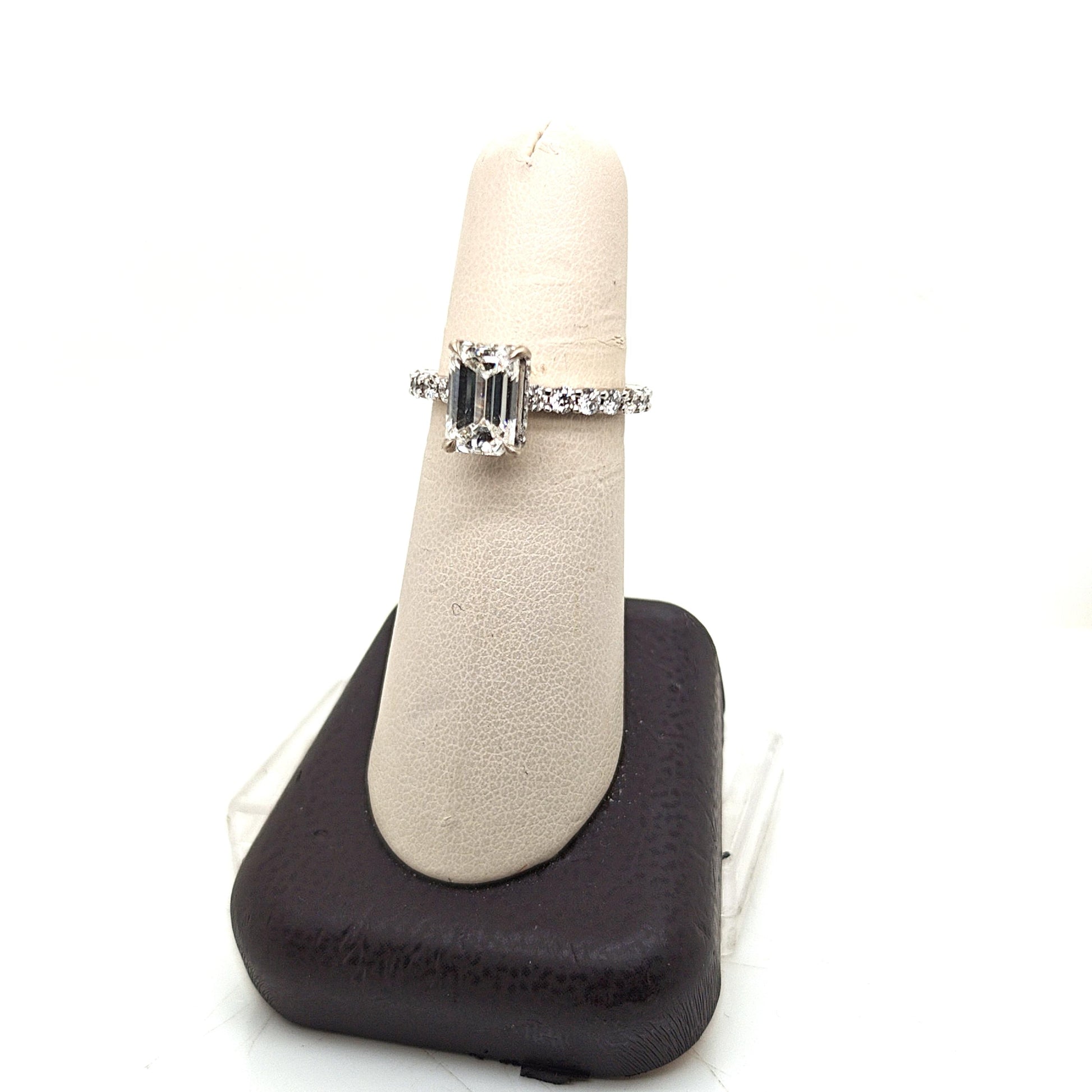 DIAMOND ETERNITY SOLITAIRE RING 2.01CT EMERALD CUT G.I.A WHITE GOLD