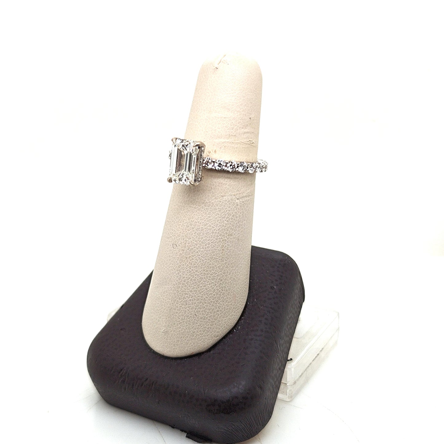 DIAMOND ETERNITY SOLITAIRE RING 2.01CT EMERALD CUT G.I.A WHITE GOLD