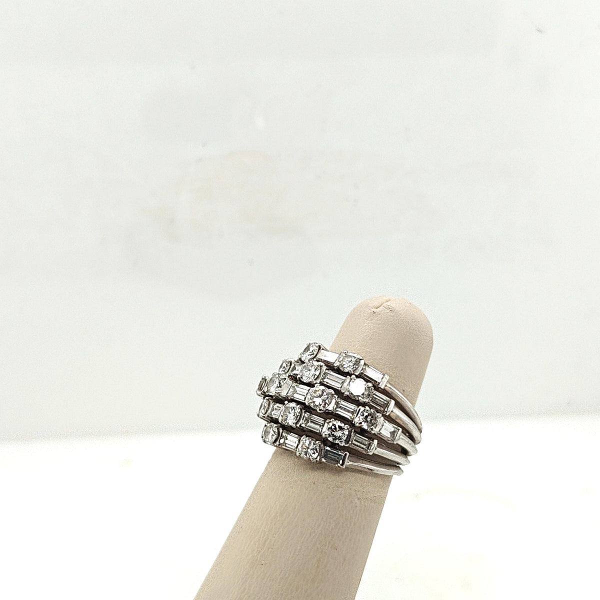 ESTATE BAGUETTE AND ROUND DIAMOND BAND RING 3.81CTW PLATINUM