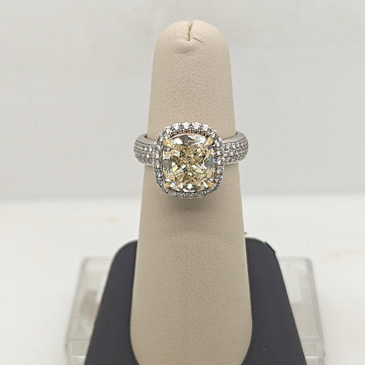 DIAMOND CUSHION 4.33CT ENGAGEMENT RING WHITE GOLD