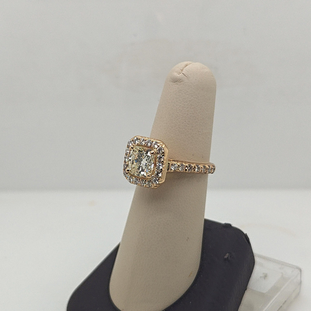 DIAMOND SQUARE CUSHION 2.02CT ENGAGEMENT RING YELLOW GOLD